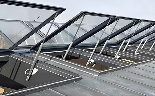 延川消防排烟窗