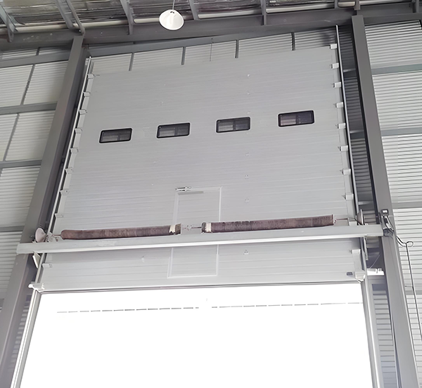 延川工业滑升门