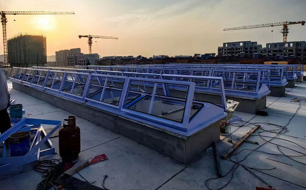 消防延川排烟窗怎么选择尺寸