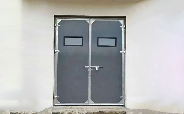 延川工业门在高温作业区域的运行表现 延川工业门在高温作业区域的运行表现